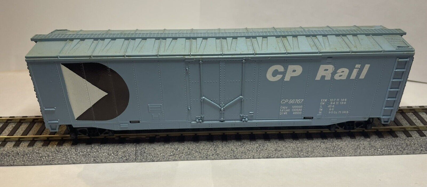 HO Scale TYCO 339D CP Rail 40' Boxcar #CP56767
