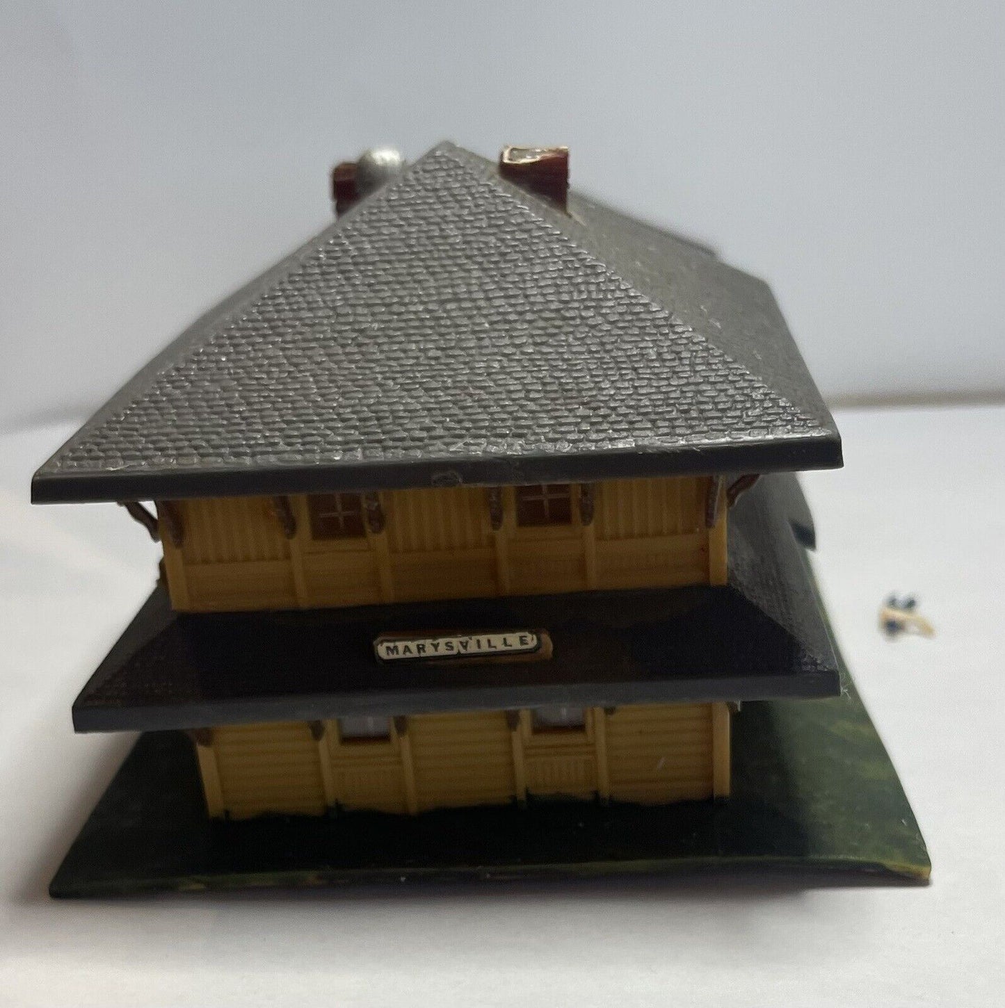 N Scale AHM 21003 Marysville Station C-5 Good Condition