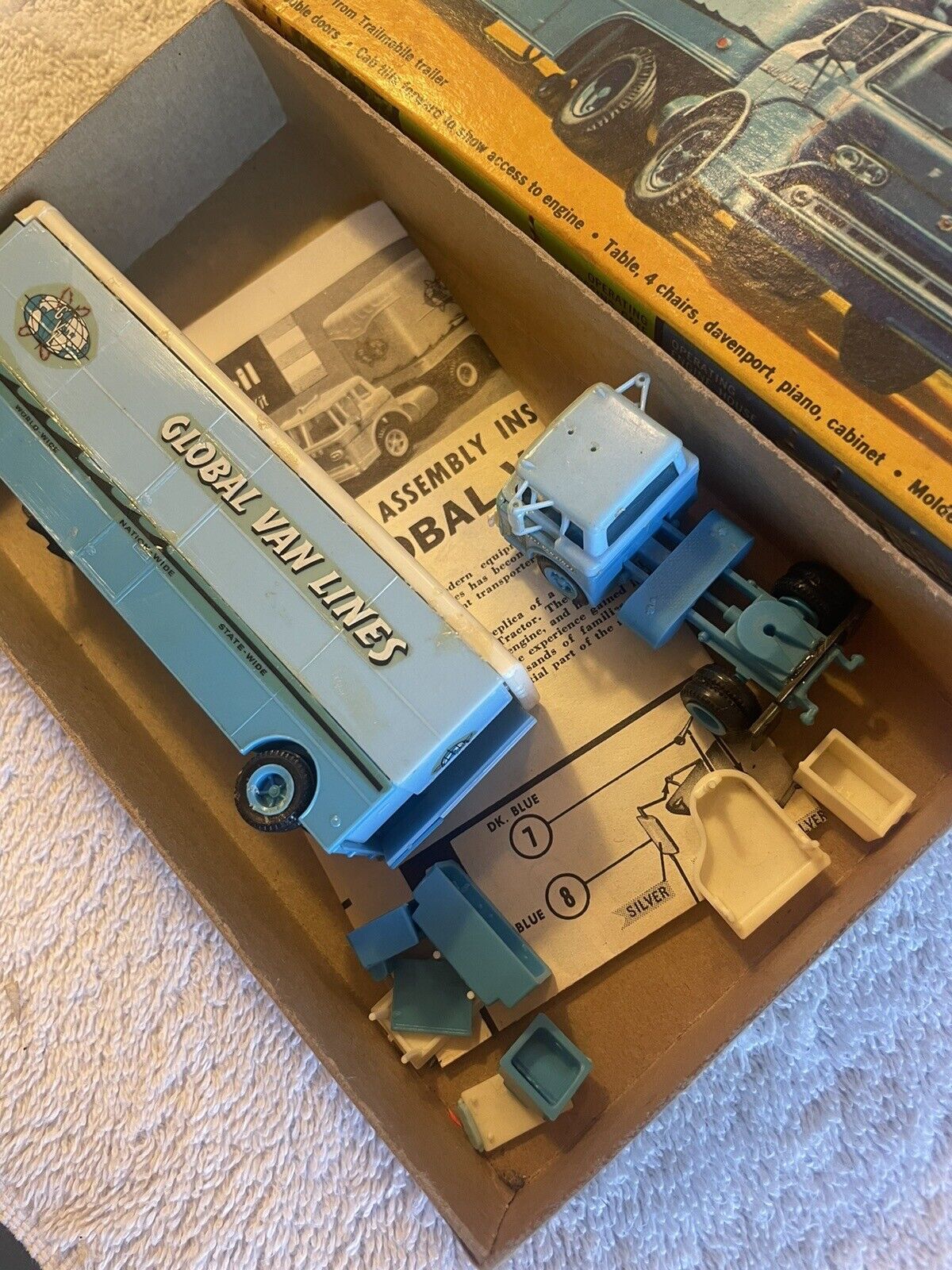 HO Scale Revell T-6018:98 Global Van Lines Tractor & Trailer. Partial Assembly