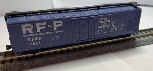 N Scale Life-Like 7735 RF&P 50' Boxcar #2802. C-7 Excellent