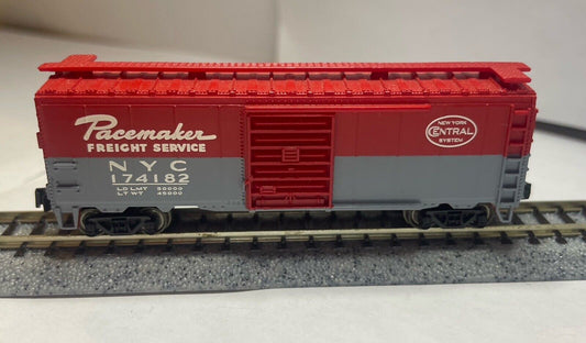 N Scale Bachmann NYC "Pacemaker" Boxcar #174182 C-7 Excellent Condition