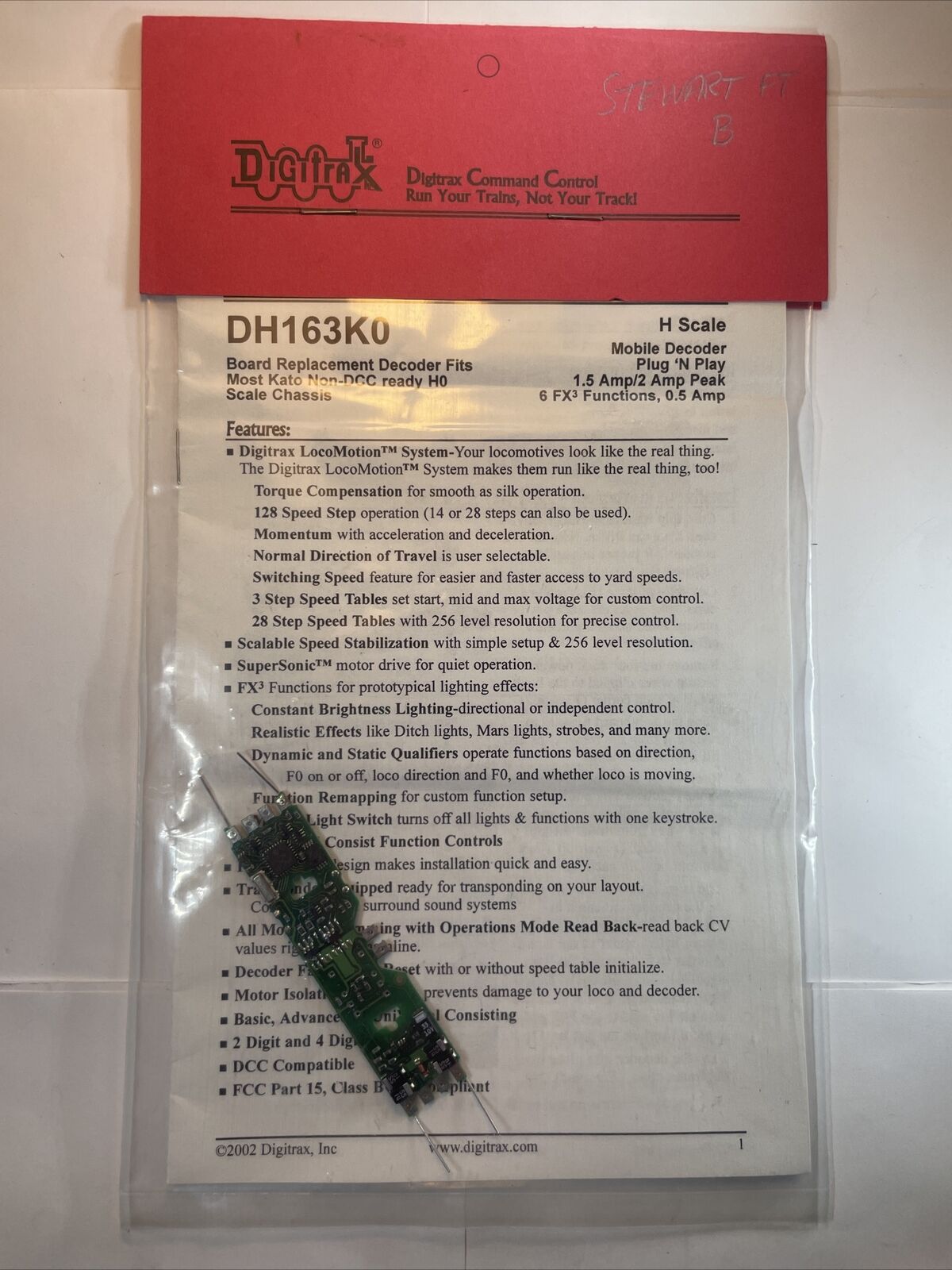 Digitrax DH163K0 1.5A HO Mobile Decoder for Kato and Other Locos