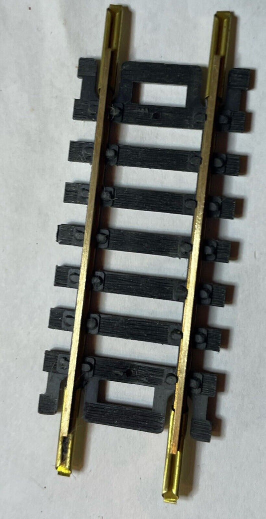 HO Scale Atlas 2 1/2" Straight Brass Snap Track (Sold by the piece) C-6 VG