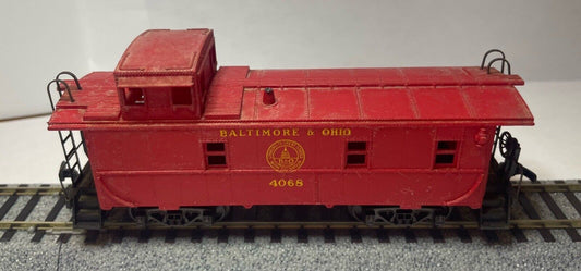 HO Scale Rivarossi Baltimore & Ohio Caboose #4068
