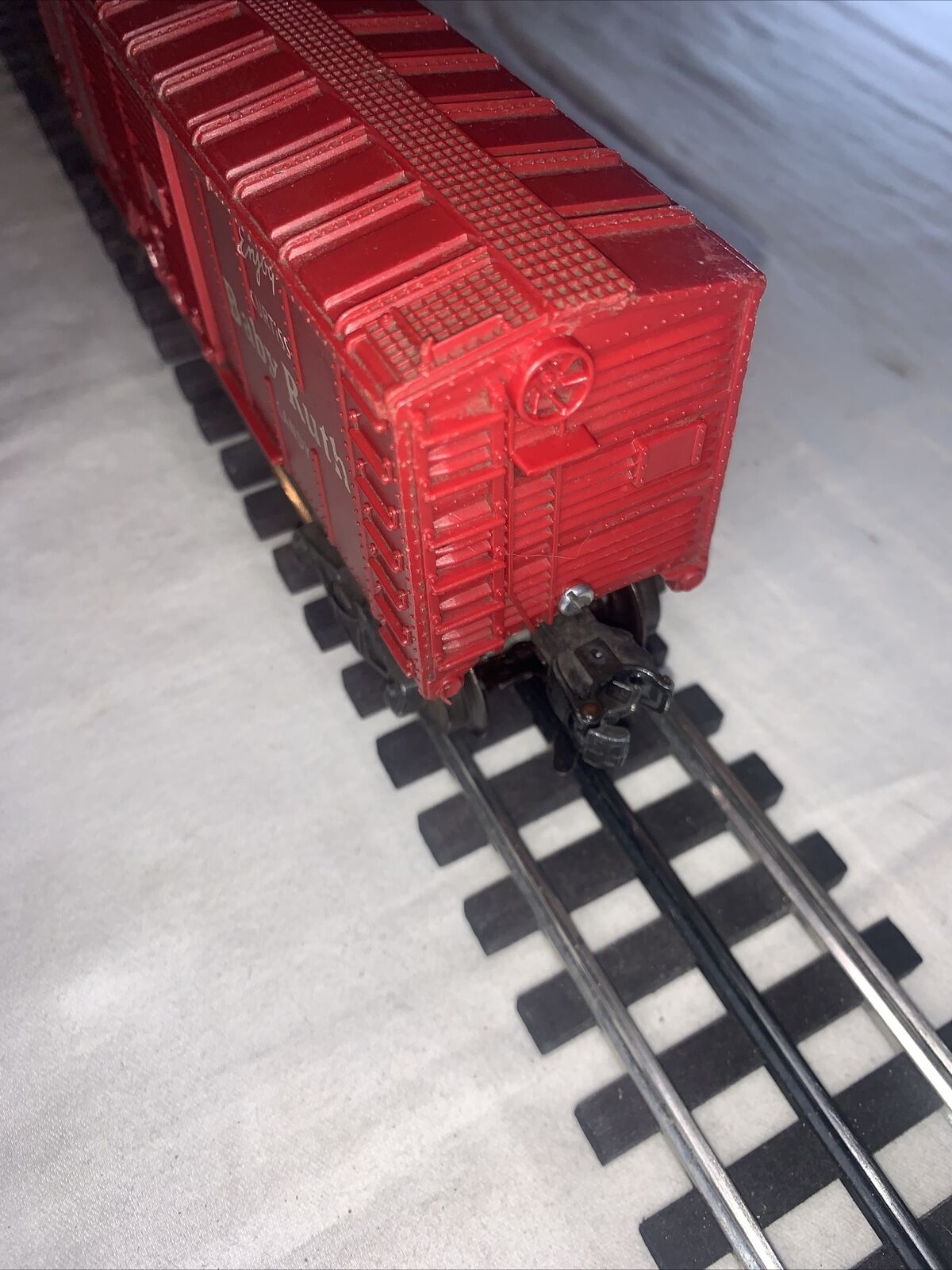 🚂 2 Lionel X6014 PRR Baby Ruth Boxcars, Red & White. C-6 Very Good. TESTED!