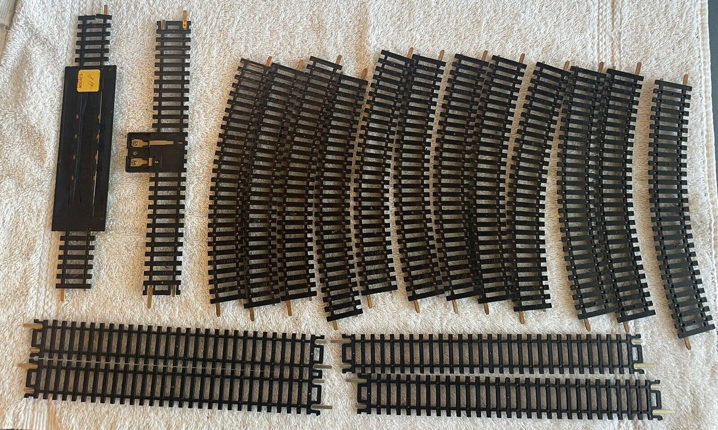 Lot 18 Atlas HO Scale Brass Rail Snap Track15" R /9" Terminal/Rerailer